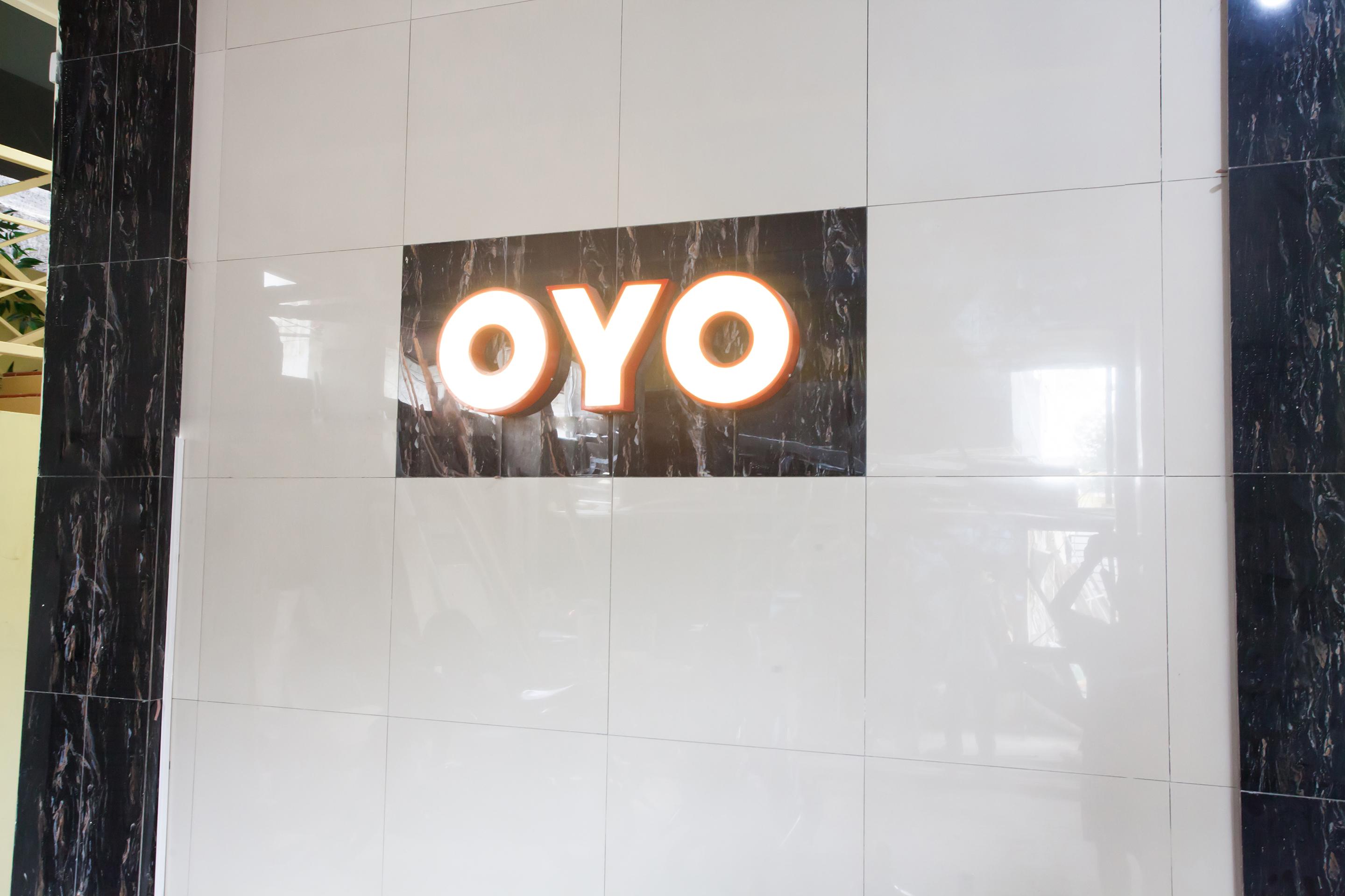 Oyo 990 Stadion Residence Syariah ميدان المظهر الخارجي الصورة