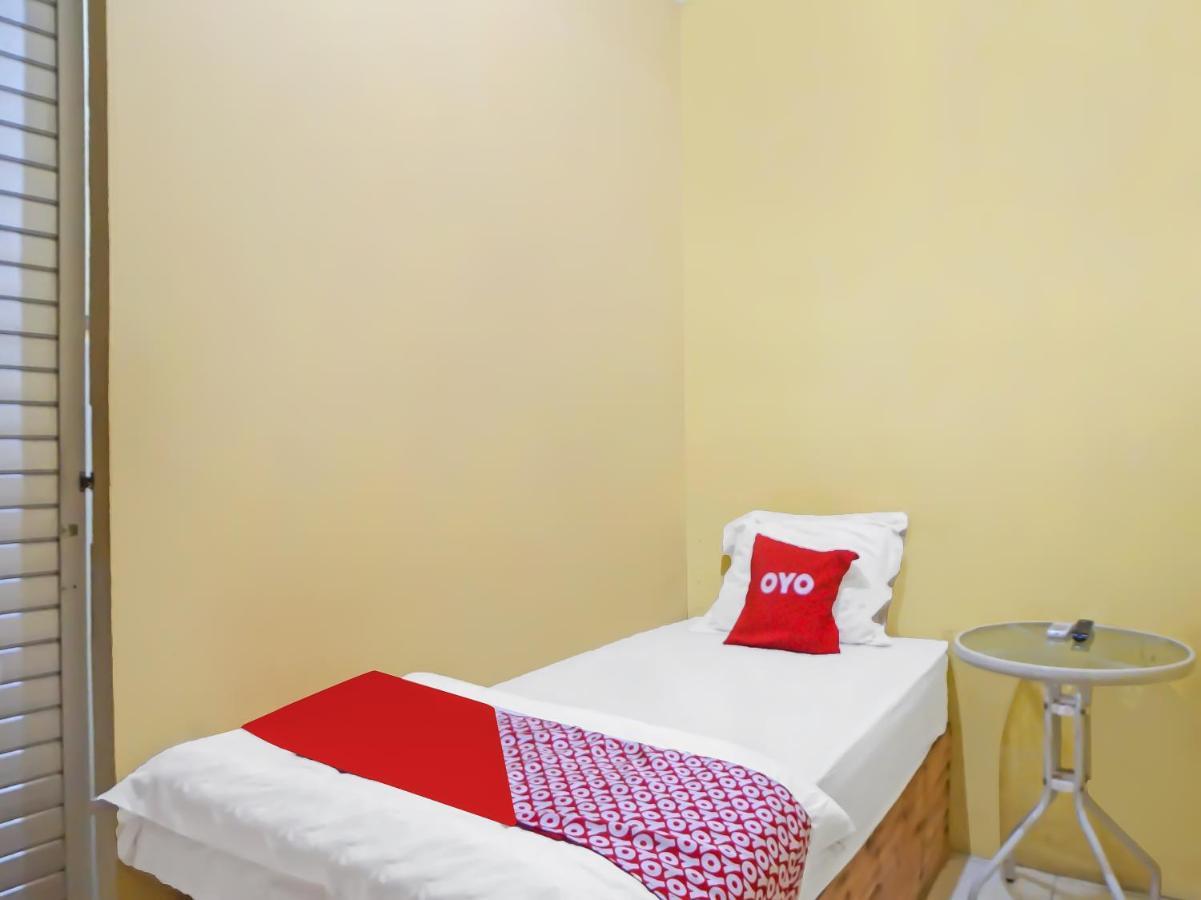 Oyo 990 Stadion Residence Syariah ميدان المظهر الخارجي الصورة